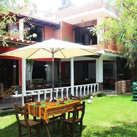Casa Hospedaje"Los Capulies" Carhuaz Exterior foto